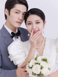 点击看大图 -挪娅婚纱摄影皇家会所
