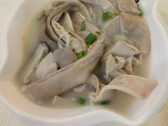 -万山楼海鲜酒家·二十三年老字号
