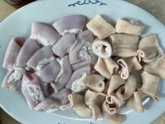 过江肠拼大肠-华哥新鲜猪精品美食