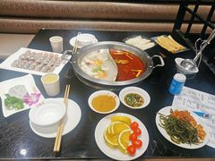 -吴记老锅底麻辣火锅(福州路店)