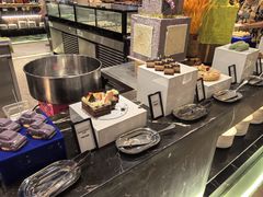 -广州万富希尔顿酒店·感趣自助餐厅·金秋蟹宴生蚝海鲜刺身烧烤