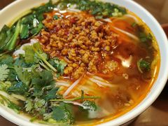 纯正云南小锅米线-遇见阿家村云南菜(魏公村店)