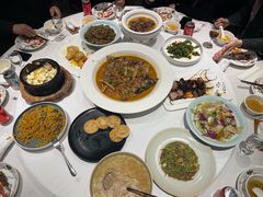 -鸿星花园酒家(银亿家园店)