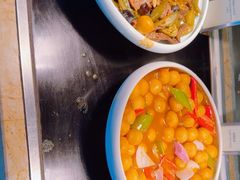 -大中华希尔顿酒店-念自助餐·嗨啤·小龙虾