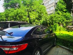 -ARCFOX极狐(世纪金源店)