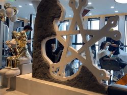 -TOP HAIR SALON