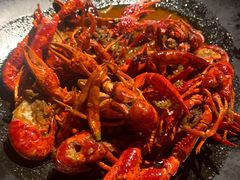 招牌去头去筋龙虾-沪小胖小龙虾(淮海中路旗舰店)