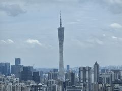 -广州中心皇冠假日酒店