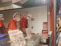 -黑色经典臭豆腐·湖南特产(步行街店)