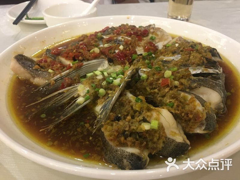 好来登大酒店中餐厅招牌秘制鱼头图片-北京杭帮菜-大众点评网