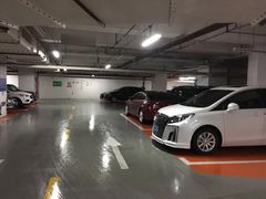 -苏宁电器广场·停车场