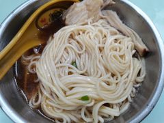 阿婆焖肉面-食惠里小笼包面馆(越秀店)