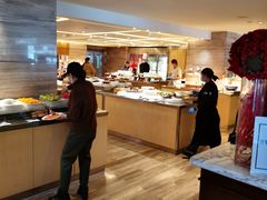 自助取餐区-北京王府井希尔顿酒店·万斯阁西餐厅