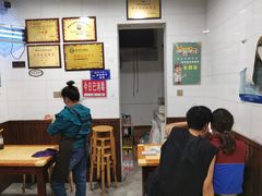 大堂-覃肥叔桂林米粉(粮道街店)