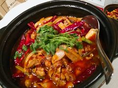 麻辣鸡煲-峨嵋一派