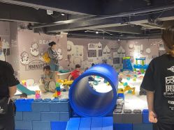 -MINI MARS KIDS CLUB亲子家庭中心(长宁天山店)