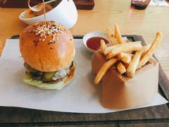 恩空间招牌安格斯牛肉汉堡-EN SPACE恩空间