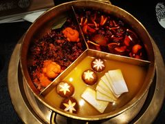 -湊湊火锅·茶憩(打浦桥日月光店)