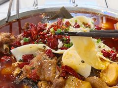 -晓彭肥肠鸡·泡椒鸡火锅(水木天地店)