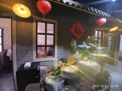 -锅来乐地锅鸡(安亭店)