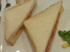 -必胜客(新中纬店)