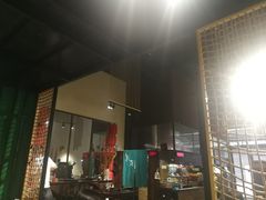 -八月美食小馆(银泰城总店)