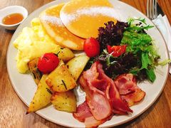 松饼全日早餐-VESH COFFEE(定西路店)