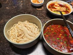 -臻老板牛肉面(光华路SOHO店)