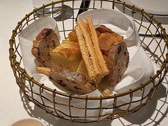 -Mogul Eatery·大亨餐酒馆