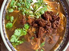 红烧牛肉面-旺泉餐饮店·清真牛肉面馆