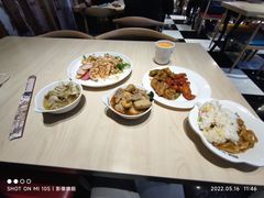 -梦航彩虹之约自助餐厅(华府天地店)