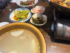 -富正毅三下锅·湘西韵味(天门山索道店)