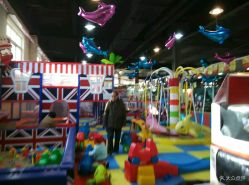 -开心哈乐亲子乐园(东森时尚百货店)