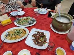 -先鲜鲫鱼粥