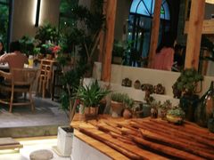 -墨居上隐·院子里火锅(峨眉店)