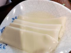 -亿诣蝎府炸酱面羊蝎子火锅(酷车小镇店)