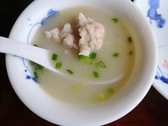 -老来福·非遗酸汤兔(凯旋路店)