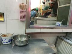 -南宁市连升风味小吃店
