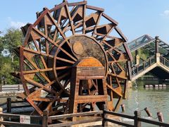 -茅山东方盐湖城景区