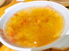 木耳炖桃胶-恋萍小吃(时代店)