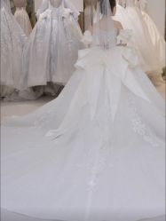 点击看大图 -Bridal Queen·婚纱女皇