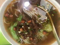牛腩米粉-卓雅桂林米粉
