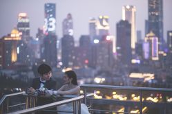 -雪中彩影婚纱摄影·微光艺术中心