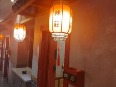 -辣莊重庆老火锅(威海高铁站韩乐坊店)