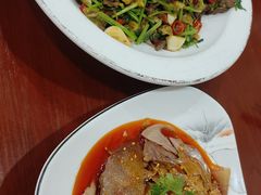 -湖南人家湘菜馆(镇江路店)