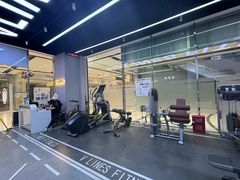 -VLines耀能运动24小时·月付制健身(京广桥店)