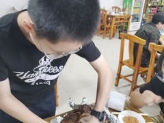 -兆辉木炭海鲜烧烤·海鲜小炒