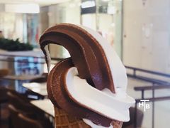 香草牛乳巧克力风味冰淇淋-布歌东京(金融街购物中心店)