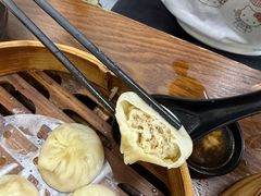 蟹粉小笼-万寿斋(山阴路店)