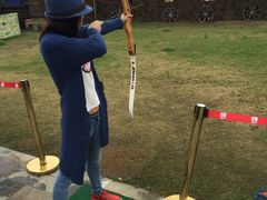 -田园东方蜜桃村的田野营地